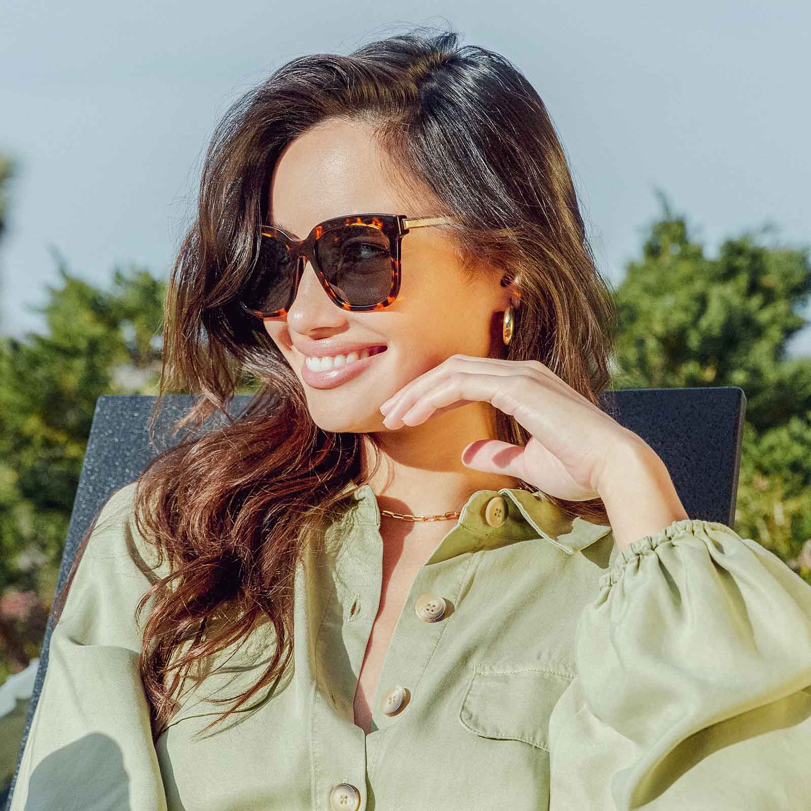BELLA - TORTOISE + GREY + POLARIZED SUNGLASSES - Image 4