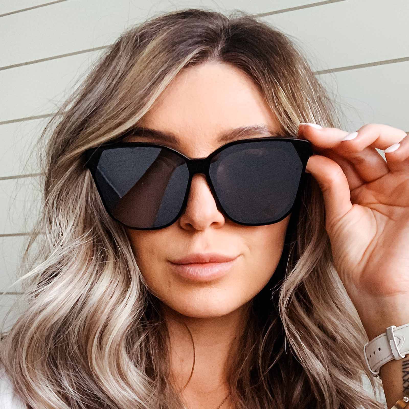 GIA - CREAM TORTOISE + GREY SUNGLASSES - Image 9