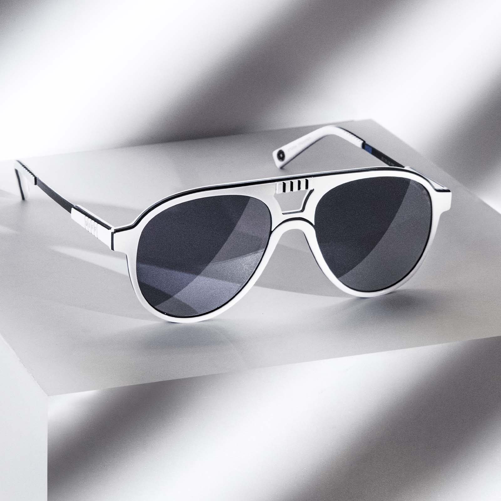 STORMTROOPER - GALACTIC WHITE + BLACK POLARIZED SUNGLASSES - Image 4